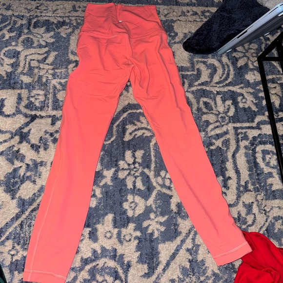 pale raspberry lululemon leggings, 25 in inseam - Picture 2 of 2